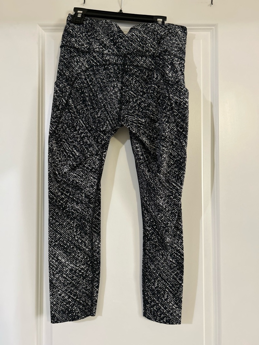 lululemon athletica Black & White  Leggings sz:8
